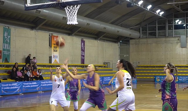 Lüleburgaz Belediyesi’nin 7’ncisini düzenlediği Kadınlar Basketbol Turnuvası Cumhuriyet Kupası sona erdi
