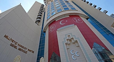 MHP'den 3 milletvekili istifa etti