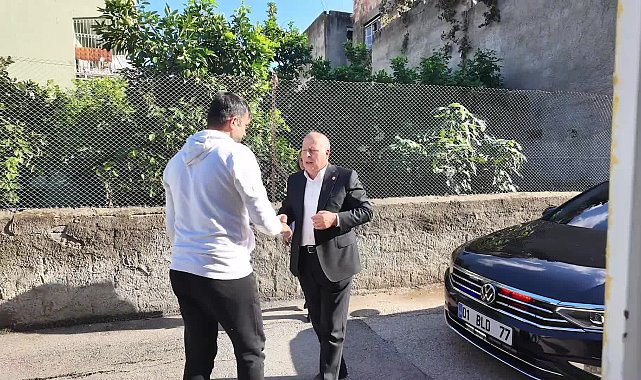 Yüreğir Belediye Başkanı Demirçalı, vatandaşın akülü sandalye talebini yerine getirdi