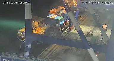 İstanbul Ambarlı Limanı'nda bir gemi yan yattı... Mürettebatlar kurtarıldı