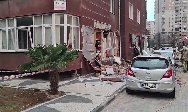Beylikdüzü’nde patlama: 6 kişi kurtarıldı bir kişi için arama kurtarma çalışmaları devam ediyor