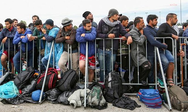 Colani, yurt dışındaki Suriyelilerin “geri getirilmesi” gerektiğini vurgularken; Avrupa'nın Suriyelileri