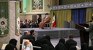 İran'ın Dini Lideri Hamaney: 