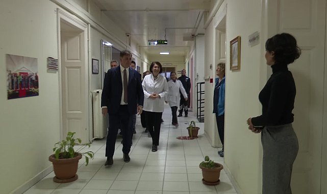 İzmir Büyükşehir Belediyesi Eşrefpaşa Hastanesi şifa dağıtıyor