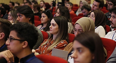 MEB, resmi burslu statüde 668 öğrenciyi lisansüstü eğitim için yurt dışına gönderecek