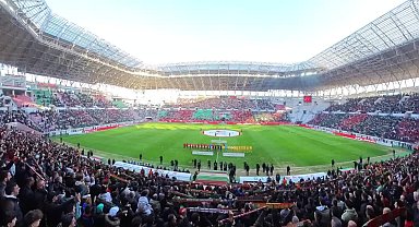 Amedspor'dan Zafer Partisi Genel Başkanı Ümit Özdağ hakkında suç duyurusu