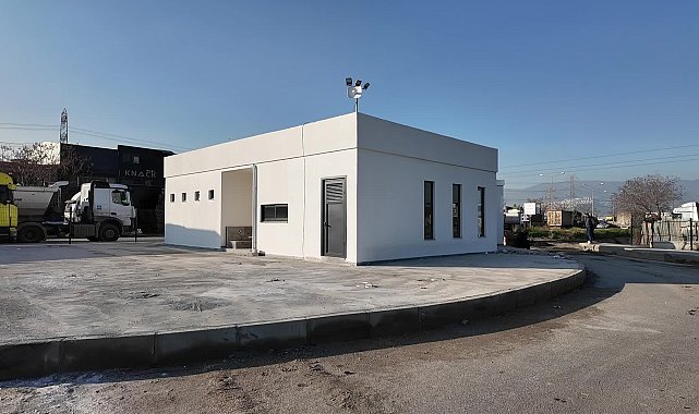 Bornova Belediye Başkanı Eşki, Işıkkent’te yapımı tamamlanmak üzere olan TIR garajını inceledi