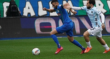 Çaykur Rizespor, evinde Adana Demirspor'u 3-2 mağlup etti