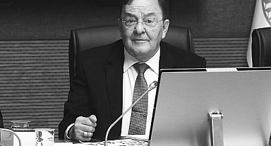 Eski AK Parti Milletvekili Ahmet İyimaya hayatını kaybetti