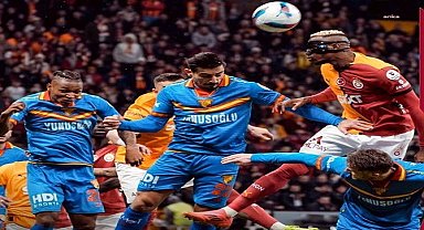 Galatasaray,  Göztepe'yi 2-1 mağlup etti