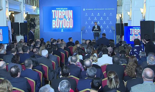 Gazetecilerin sorularını yanıtlayan İmamoğlu: Bu mücadeleyi kazanacağıma inanıyorum