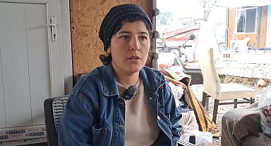 Hatay'da elektrik kablolarından çıkan yangında 3 konteyner küle döndü