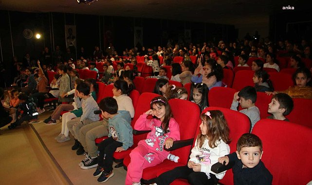 Kartallı çocuklar için “Tiyatro Şöleni” başladı