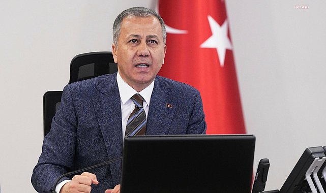 Konya'da 3 katlı bina çöktü... Bakan Yerlikaya: Arama kurtarma çalışmalarımız devam etmektedir