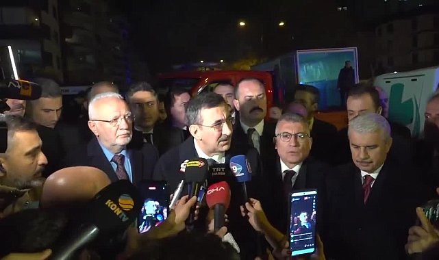 Konya'da 3 katlı bina çöktü.... Cumhurbaşkanı Yardımcısı Yılmaz: “Binada başka vatandaşlarımızın da olma ihtimali var”