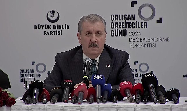 Mustafa Destici: ''Terör eylemlerini gerçekleştirenler için mutlaka ama mutlaka idam cezasının geri getirilmesi gerekiyor''