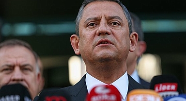 Özgür Özel, Cem Aydın'ın soruşturmasına konu olan paylaşımı yeniden yayınladı