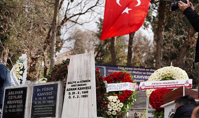 Adnan Kahveci, vefatının 32'nci yılında Kartal’da anıldı