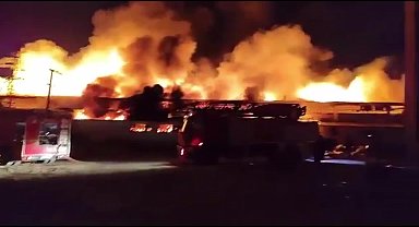 Afyonkarahisar'da fabrika yangını... 