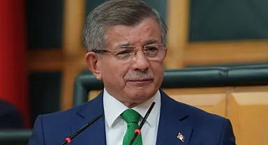 Ahmet Davutoğlu: 