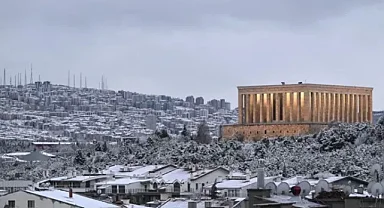 Ankara'da yoğun kar yağışı