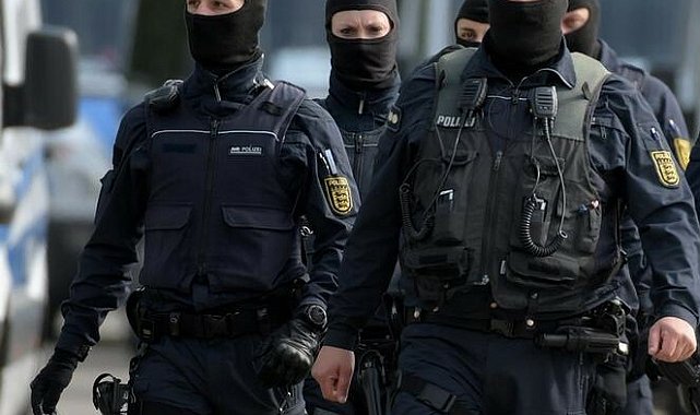 Brandenburg'da 18 yaşındaki Rus vatandaşı terör şüphesiyle gözaltına alındı