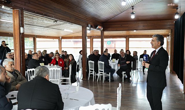 Gemlik Belediye Başkanı Deviren, muhtarlarla bir araya geldi