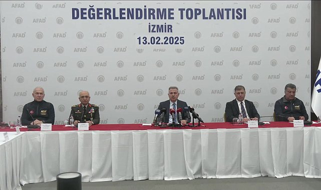 İzmir Valisi Elban: Santorini Adası civarında oluşabilecek deprem, tsunami ve volkanik patlamadan ilimizin etkilenme ihtimali çok az