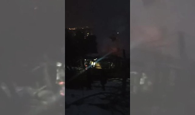 Malatya Yeşilyurt'ta ağıl yangını: 25 küçükbaş hayvan telef oldu