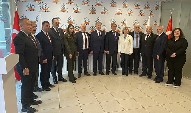 Mansur Yavaş, Kutlu Parti'yi ziyaret etti