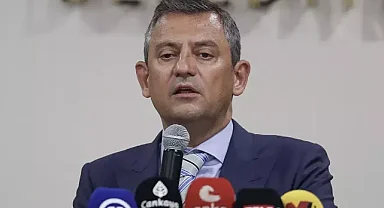 Özgür Özel: 