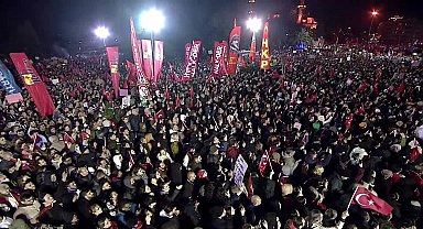 Dilek İmamoğlu Saraçhane'den seslendi: 