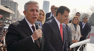 Ekrem İmamoğlu, Mansur Yavaş ile bir araya geldi