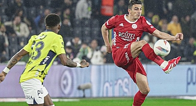 Fenerbahçe, Antalyaspor'u 3-0 mağlup etti