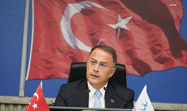 Gözaltına alınan Beylikdüzü Belediye Başkanı Çalık: Kıymetli vatandaşlarımız, ne sizlerin ne de ailemin başını öne eğecek bir süreç olmayacak