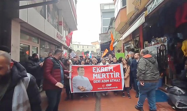 İmamoğlu'nun gözaltına alınması Hopa'da protesto edildi