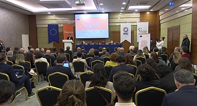 İmamoğlu: Türkiye'nin Avrupa Birliği ile birlikte güçlü bir tarih yazacağına inancım tam