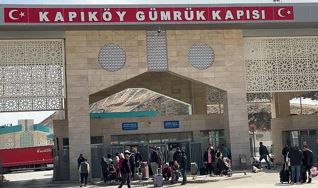 İranlı turistler, Nevruz Bayramı için Van'a geldi