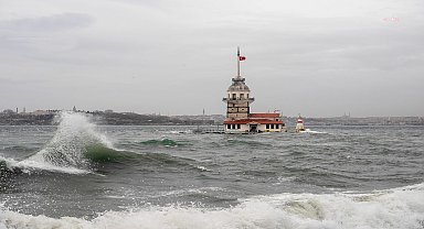 İstanbul'da hava aniden soğuyacak... Hava sıcaklığı hafta sonu 25, gelecek hafta 5 dereceyi görecek