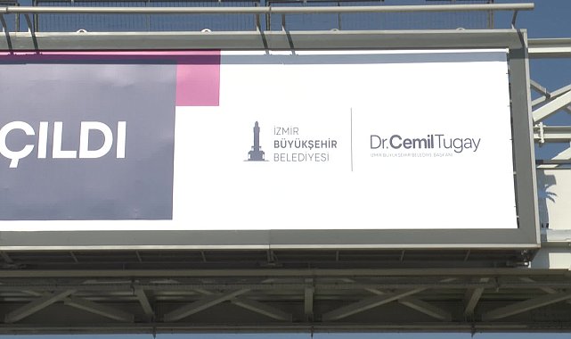 İzmir'de Karataş Yaya Üst Geçidi hizmete açıldı