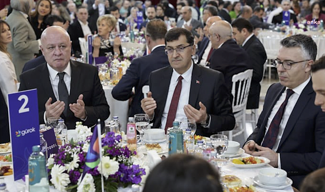 Kütahya Belediye Başkanı Kahveci, iş insanı Rıza Güral’ın ev sahipliğindeki iftar programına katıldı
