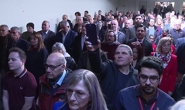 Özgür Özel, Brüksel’de CHP Belçika Birliği’ni ziyaret etti