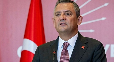 Özgür Özel'den X platformundan yüzlerce hesaba erişim engeli getirilme girişimine tepki