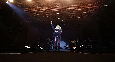14. Alaçatı Ot Festivali’nde Sertab Erener rüzgarı