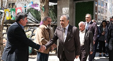 AK Parti Van il Başkanlığı'ndan DEM Parti Van İl Başkanlığı'na Sırrı Süreyya Önder için geçmiş olsun ziyareti