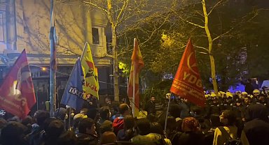 Ankara'da üniversite öğrencilerinin deprem protestosuna müdahale: 11 gözaltı