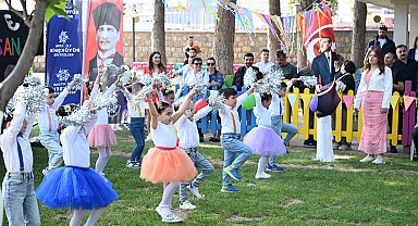 Aydın Büyükşehir Belediyesi Çocuk Gelişim Merkezleri’nde 23 Nisan coşkuyla kutladı