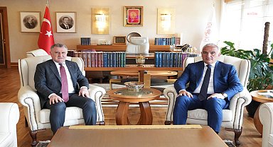 Bakan Nuri Ersoy, Bakan Aşkın Bak’ı makamında ağırladı 