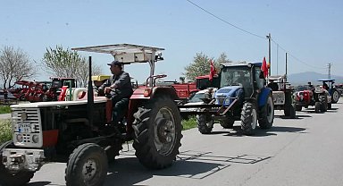 Bergamalı çiftçilerden İmamoğlu'na traktörlü destek