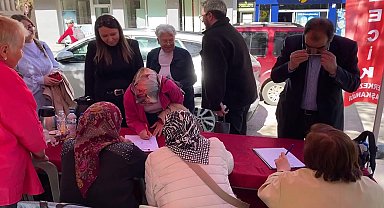 Bilecik’te İmamoğlu'na destek amaçlı imza kampanyası devam ediyor... CHP’li Merkez İlçe Başkanı Karaçam: “Halkın teveccühü gerçekten çok güzel”